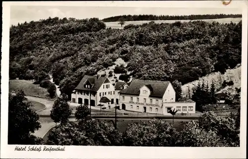 Ak Reifenthal Hunsrück, Hotel Schloss, Bes. Robert Neumann, Luftbild