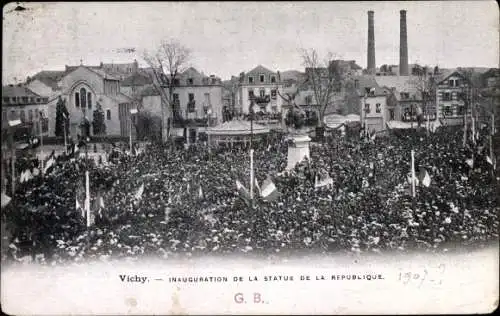 Ak Vichy Allier, Inauguration de la Statue de la Republique