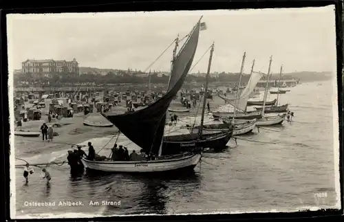 Foto Ak Ostseebad Ahlbeck Heringsdorf auf Usedom, Am Strand, Boote