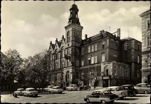 Ak Stollberg im Erzgebirge, Rathaus, Autos