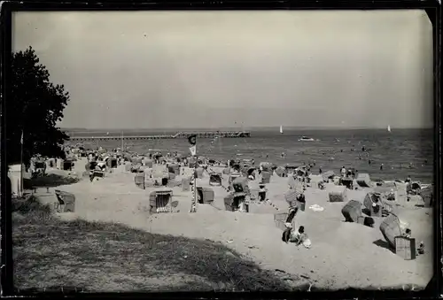 Foto Ak Timmendorfer Strand, Ostseebad, Partie am Strand, Strandleben