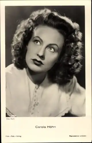 Ak Schauspielerin Carola Höhn, Portrait