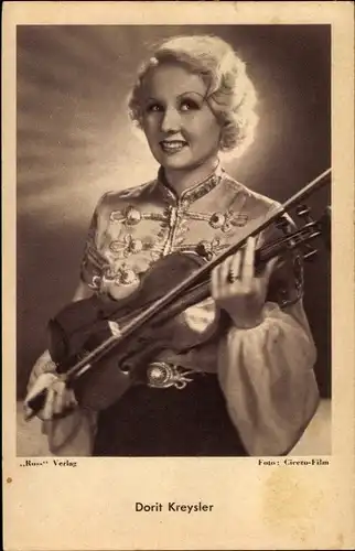 Ak Schauspielerin Dorit Kreysler, Portrait, Violine, Ross