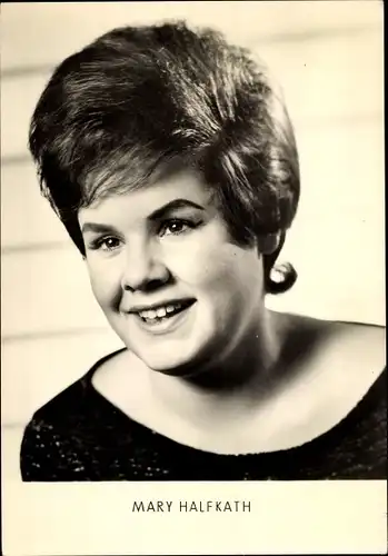 Ak Schlagersängerin Mary Halfkath, Portrait