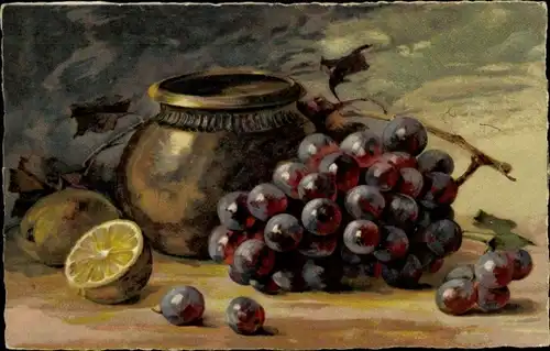 Künstler Ak Stillleben mit Weintrauben, Zitrone, Vase