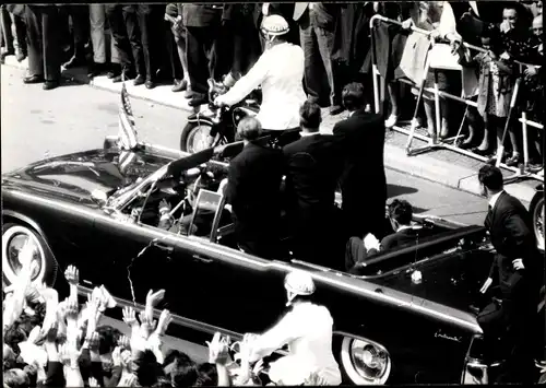 Foto Ak Berlin, Staatsbesuch des US Präsidenten J. F. Kennedy 1963