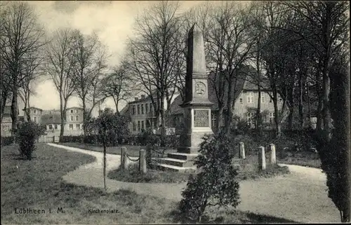 Ak Lübtheen in Mecklenburg, Kirchenplatz, Kriegerdenkmal