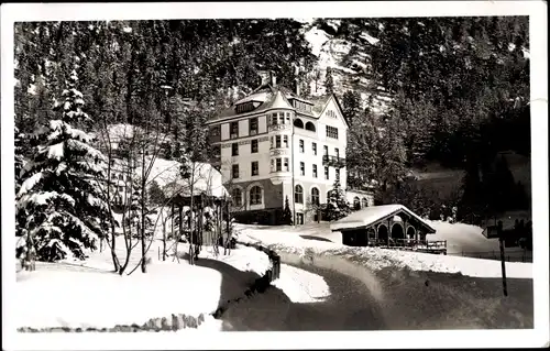 Foto Ak Pontresina Kanton Graubünden Schweiz, Winteransicht, Gebäude