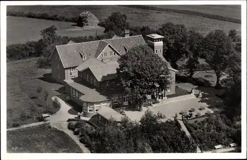 Ak Bruhnskoppel Malente in Ostholstein, Fliegeraufnahme vom Hermann Jeddicke Heim