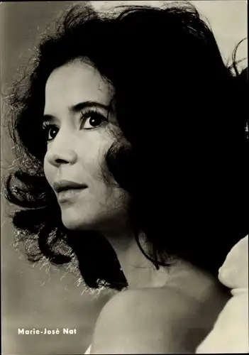 Ak Schauspielerin Marie Jose Nat, Portrait
