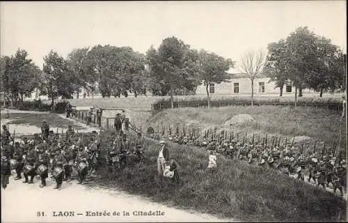 Ak Laon Aisne, Entree de la Citadelle