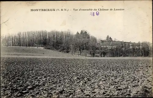 Ak Montbrieux Seine et Marne, Vue d'ensemble du Chateau de Lumiere