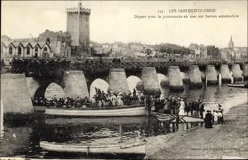 Ak Les Sables d'Olonne Vendée, Depart pour la promenade en mer sur bateau automobile