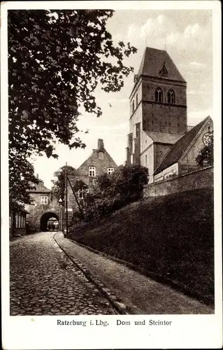 Ak Ratzeburg im Herzogtum Lauenburg, Dom und Steintor