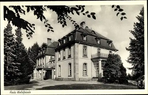 Ak Kronberg im Taunus, Kur u. Genesungsheim Haus Waldfriede