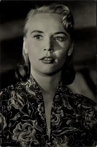 Ak Schauspielerin Karla Runkehl, Portrait
