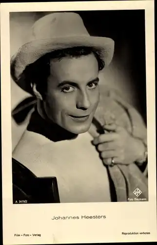 Ak Schauspieler Johannes Heesters, Portrait mit Hut