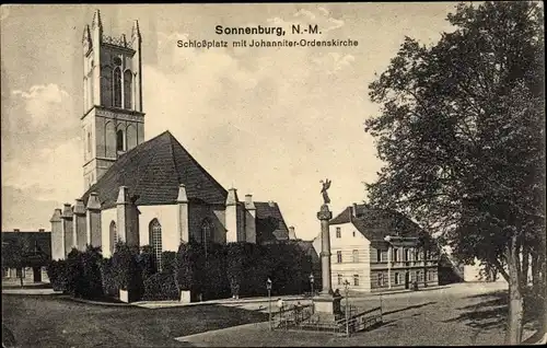 Ak Słońsk Sonnenburg Neumark Ostbrandenburg, Schlossplatz, Johanniter Ordenskirche