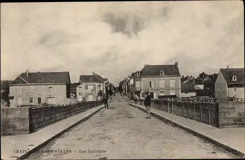 Ak Chateauneuf sur Sarthe Maine-et-Loire, Rue Nationale