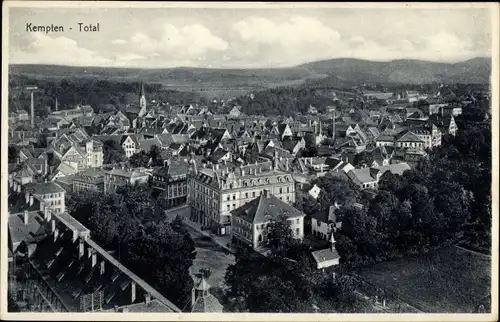 Ak Kempten im Allgäu Schwaben, Totalansicht der Ortschaft, Fliegeraufnahme