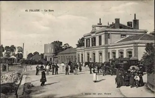 Ak Falaise Calvados, La Gare