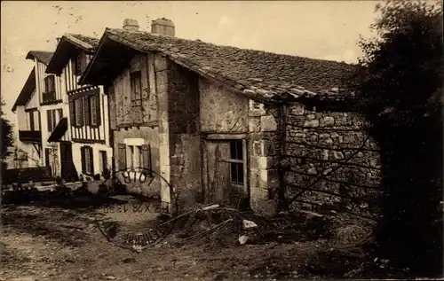 Ak Bordagains Pyrénées Atlantiques, Maison Basque