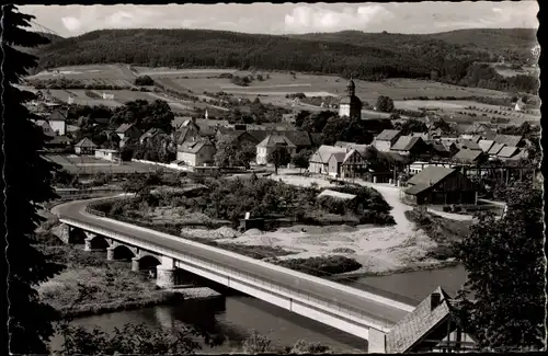 Ak Hedemünden Hann. Münden in Niedersachsen, Blick auf den Ort, Werrabrücke