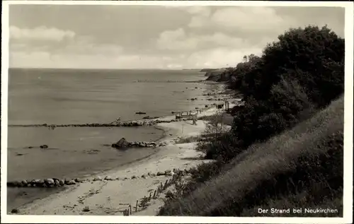 Ak Ostseebad Neukirchen in Holstein, Strand, Hochufer