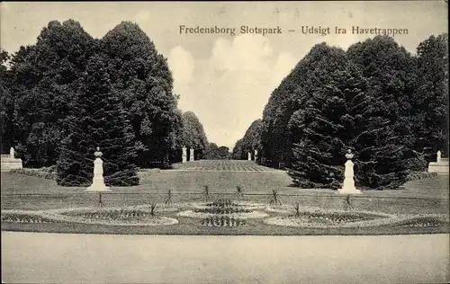 Ak Fredensborg Kommune Dänemark, Slotspark, Udsigt fra Havetrappen