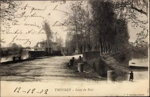 Ak Thoissey Ain, Levee du Port