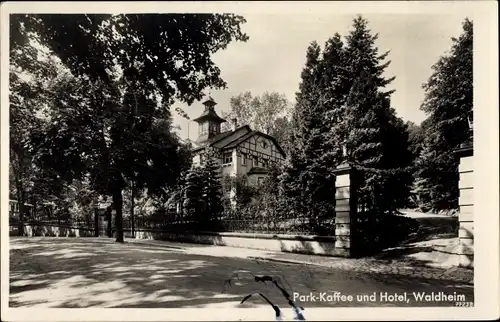 Ak Waldheim in Mittelsachsen, Parkkaffee und Hotel