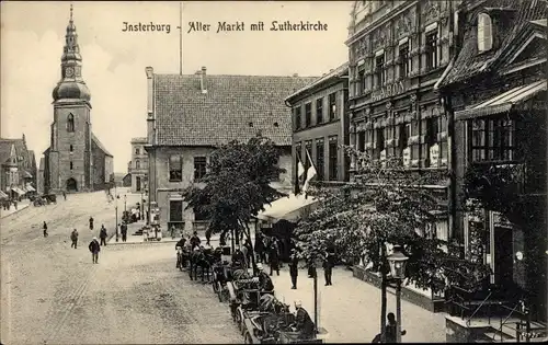 Ak Tschernjachowsk Insterburg Ostpreußen, Alter Markt, Lutherkirche, Geschäftshaus A. Aron