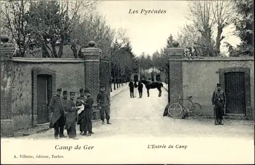 Ak Ger Pyrénées Atlantiques, Camp de Ger, L'Entree du Camp