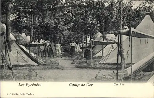 Ak Ger Pyrénées Atlantiques, Camp de Ger, Une Rue