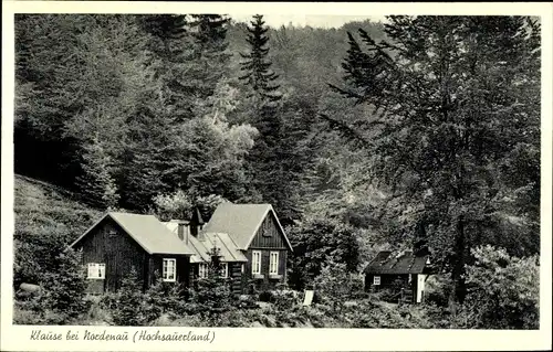 Ak Nordenau Schmallenberg im Sauerland, Klause, Waldlandschaft