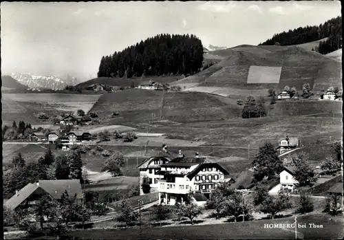 Ak Homberg bei Thun Kanton Bern, Blick auf den Ort, Pension Post