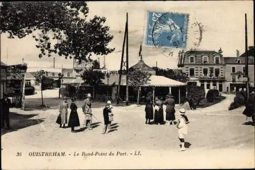 Ak Ouistreham Calvados, Le Rond Point du Port