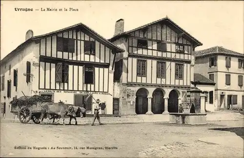 Ak Urrugne Pyrénées Atlantiques, La Mairie et la Place