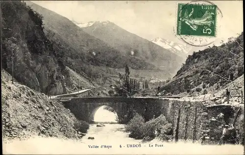 Ak Urdos Pyrénées Atlantiques, Le Pont, Vallee d'Aspe