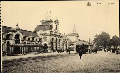 Ak Namur Wallonien, La gare, Bahnhof, Straßenseite, Straßenbahn