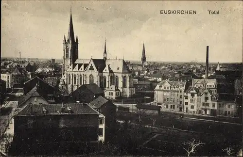 Ak Euskirchen in Nordrhein Westfalen, Totalansicht, Kirche