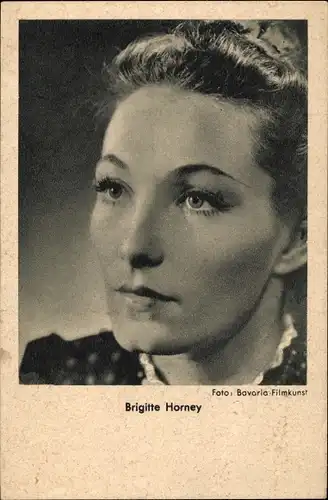 Ak Schauspielerin Brigitte Horney, Portrait