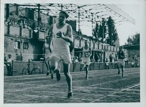 Foto Berlin, Leichtathletik, Dt. Vereinsmeisterschaft 1949, Poststadion, ASV, SCC und OSC, 400m Lauf