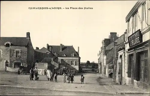 Ak Chalonnes sur Loire Maine et Loire, La Place des Halles