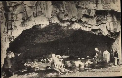 Ak Royat Puy de Dôme, La Grotte des Laveuses