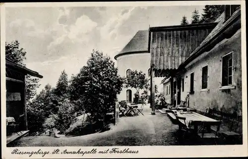 Ak Sosnówka Seidorf Podgórzyn Giersdorf Riesengebirge Schlesien, St. Anna Kapelle mit Forsthaus
