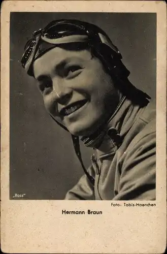 Ak Schauspieler Hermann Braun, Portrait mit Fliegerhelm