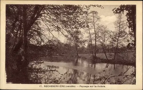 Ak Rocheservière Vendée, Paysage sur la riviere