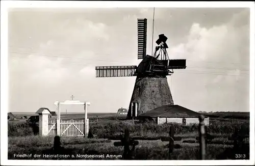 Ak Nebel Insel Amrum in Nordfriesland, Windmühle, Friedhof der Heimatlosen