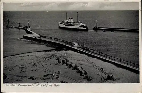 Ak Ostseebad Warnemünde Rostock, Blick auf die Mole